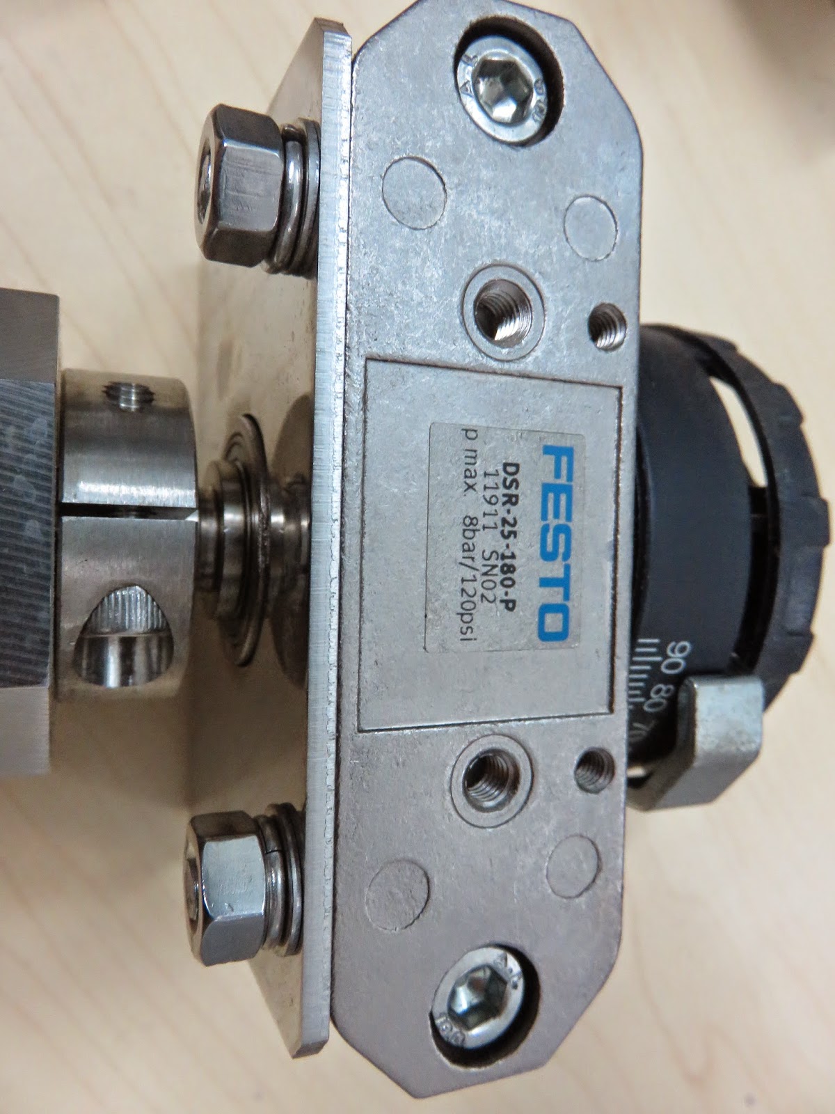 1PC DSR 32 180 P 11912 Swinging Cylinder DSR32180P New Expedited